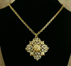 Jewel238.jpg