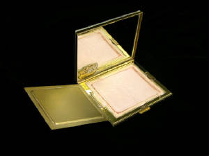 Jewel462open2.jpg
