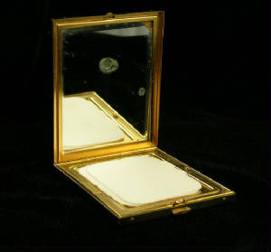 Jewel463open1.jpg