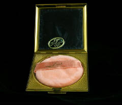 Jewel510open1.jpg